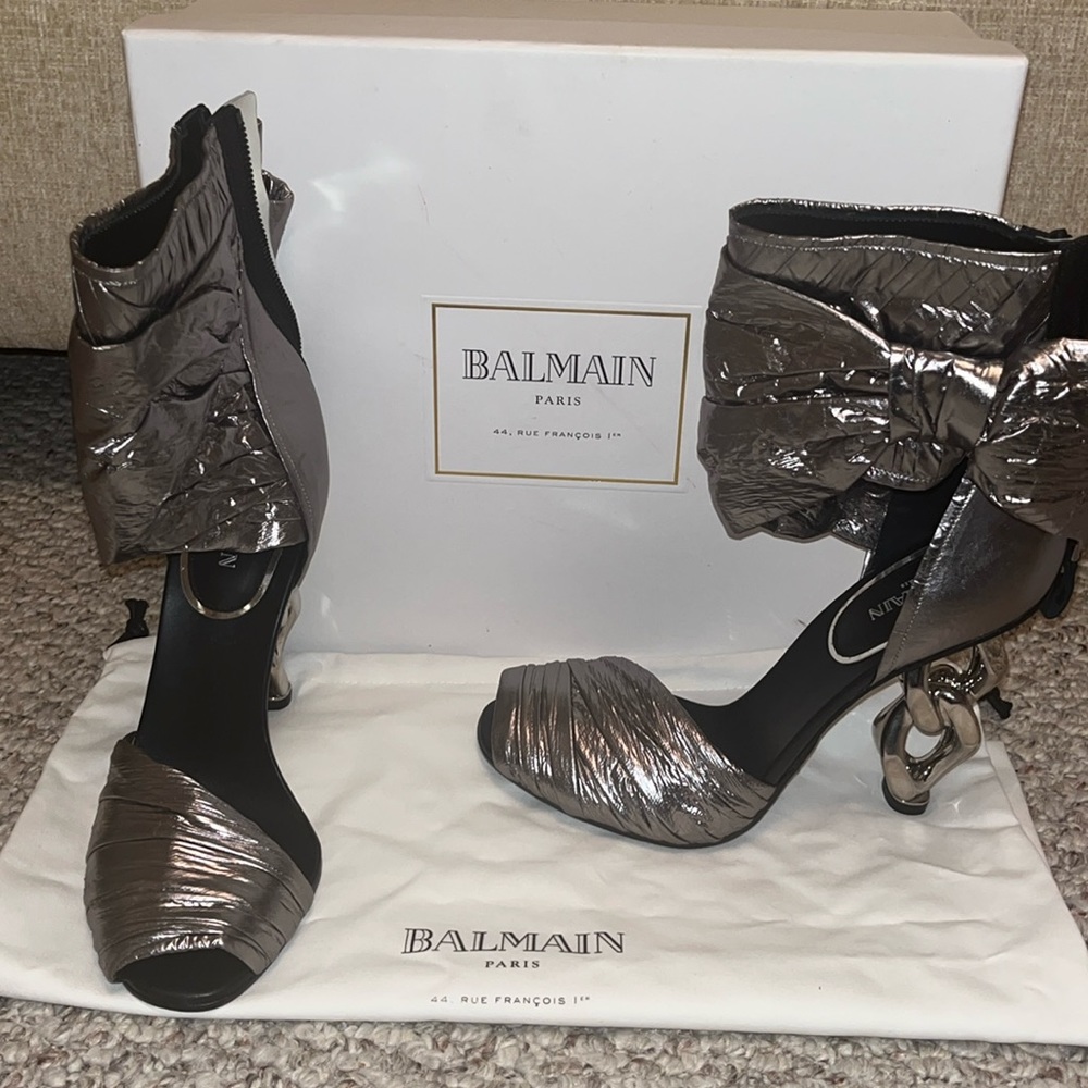 Balmain Sliver chain link heel